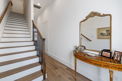 3306 W 12th St, Houston, TX 77008 - photo 4