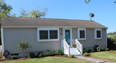 16 Bancroft St, Marshfield, MA 02050 - photo 2