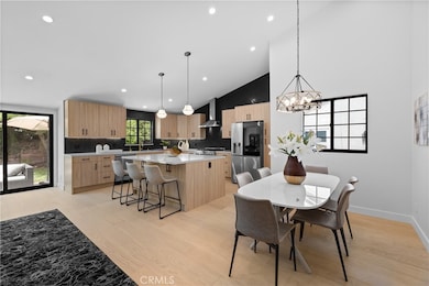 5711 Ostrom Ave, Encino, CA 91316 - photo 4