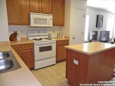 11024 Geneva Ford, San Antonio, TX 78254 - photo 6