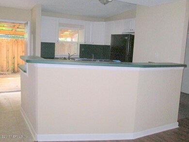 4710 Solandra Cir W, Jacksonville, FL 32210 - photo 6