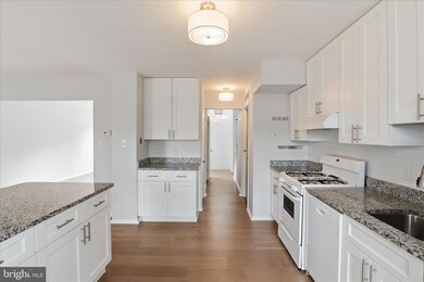 5422 Brixham Ct, Burke, VA 22015 - photo 5