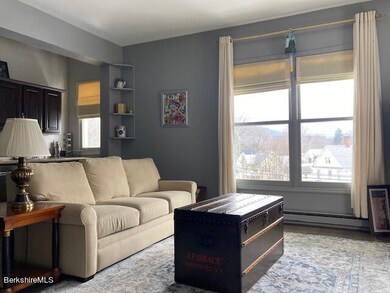 80 Maple Ave unit D, Great Barrington, MA 01230 - photo 4