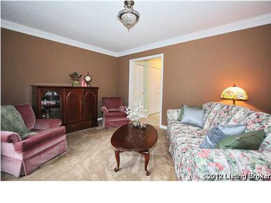 6513 Daverman Ct, Louisville, KY 40228 - photo 3