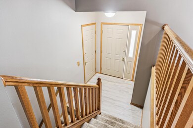 715 10 1/2 St N, Sauk Rapids, MN 56379 - photo 4