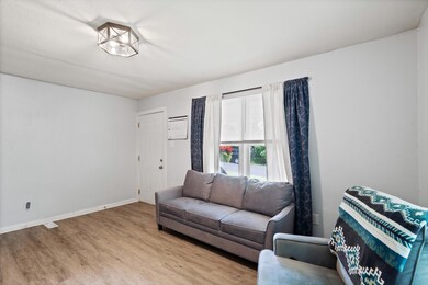 1305 sims st-07