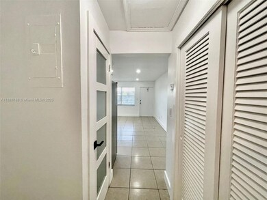 2255 SE 5th St unit 10, Pompano Beach, FL 33062 - photo 4