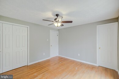 10904 Huntington Woods Cir, Fredericksburg, VA 22407 - photo 7