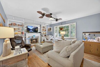 370 Goffle Rd, Hawthorne, NJ 07506 - photo 5