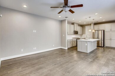 206 Ridgecrest Dr unit 3, San Antonio, TX 78209 - photo 5
