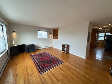 2907 W Summerdale Ave unit 3A, Chicago, IL 60625 - photo 2