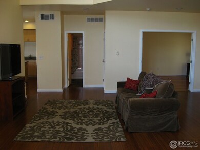 Great Open Floor Plan!