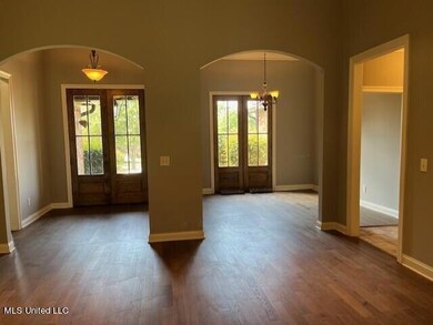 Foyer dining area