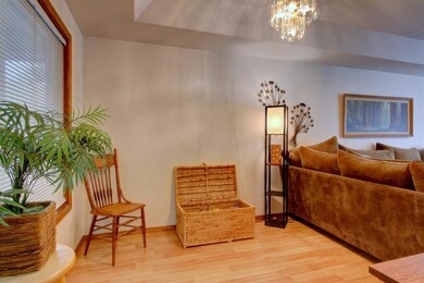 1527 Valley View Dr, Medford, OR 97504 - photo 5