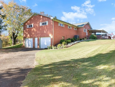 11 Aloha Cir, Candler, NC 28715 - photo 5