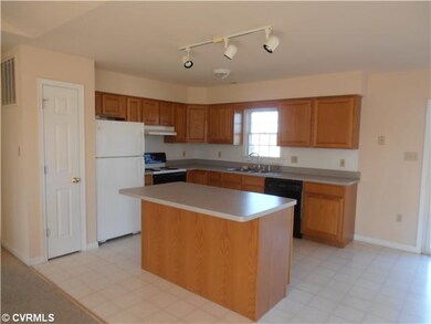 1907 Howerton Rd, Dunnsville, VA 22454 - photo 6