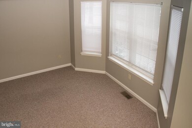 230 S Line St, Lansdale, PA 19446 - photo 5