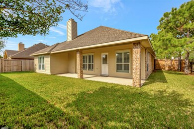 1490 Allison St, Alvin, TX 77511 - photo 3