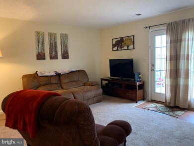 131 Georgetowne Ct, Stephens City, VA 22655 - photo 6