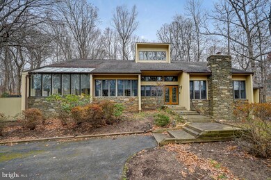 2306 Shaded Brook Dr, Owings Mills, MD 21117 - photo 2