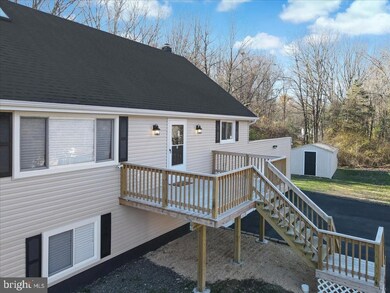 218 Sundance Rd, Effort, PA 18330 - photo 5