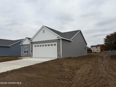 4005 E Plaza Blvd, Northwood, OH 43619 - photo 3