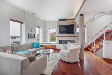 536 Commercial St, Boston, MA 02109 - photo 2