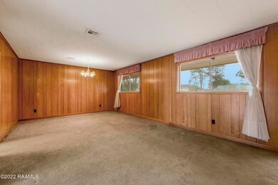 5 1025MainSt-48
