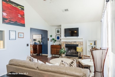 963 Birch Ct-0009