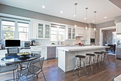 486CraftsmanWay-007