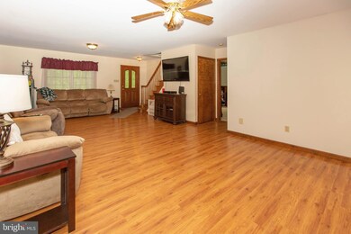 1627 Gravel Pike, Perkiomenville, PA 18074 - photo 7