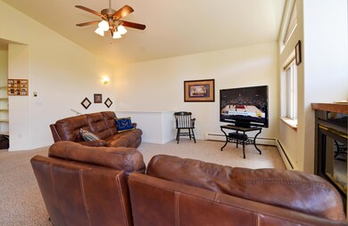 LivingRoom-3