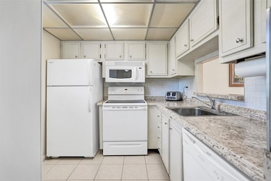 4700 NW 35th St unit 507, Lauderdale Lakes, FL 33319 - photo 2