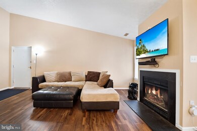 1110 Castle Harbour Way unit 3A, Glen Burnie, MD 21060 - photo 4