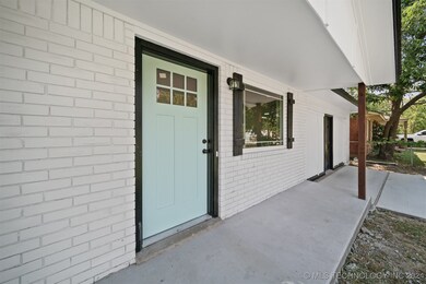 909 W 6th St, Claremore, OK 74017 - photo 4