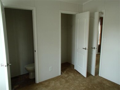 557-34 SW Cutoff unit 34, Auburn, MA 01501 - photo 4