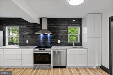 19116 Windsor Rd, Triangle, VA 22172 - photo 5