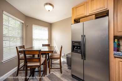 2702_Greenspire_Ct-19