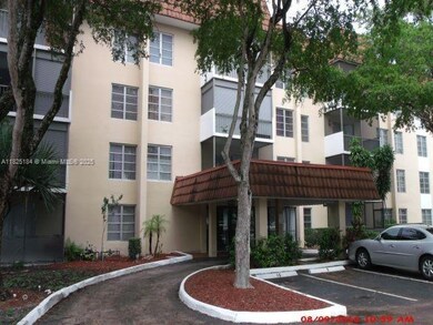 4154 Inverrary Dr unit 205, Lauderhill, FL 33319 - photo 2