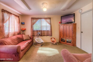 212 N 18th Ave, Yakima, WA 98902 - photo 6