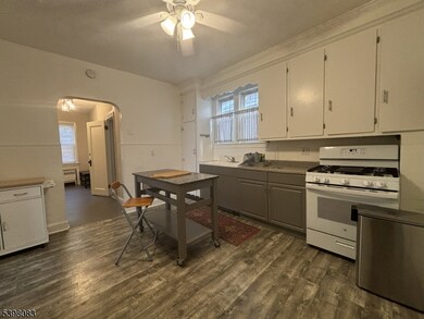 18 Laura Ave unit 1, Nutley, NJ 07110 - photo 5