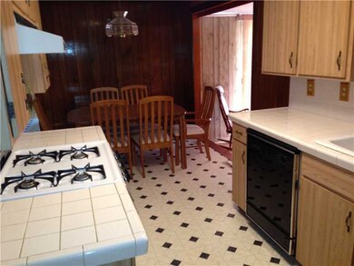 Kitchen. Dining area next to kitcen