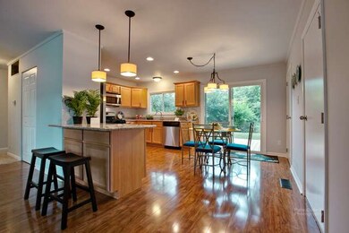 924 Princeton Ave, Matteson, IL 60443 - photo 7