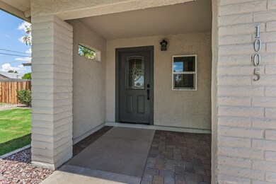 1005 S Solomon-2