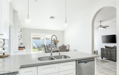 4833 W Commonwealth Place, Chandler, AZ 85226 - photo 5