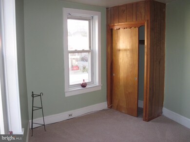 121 W Lancaster Ave, Downingtown, PA 19335 - photo 3