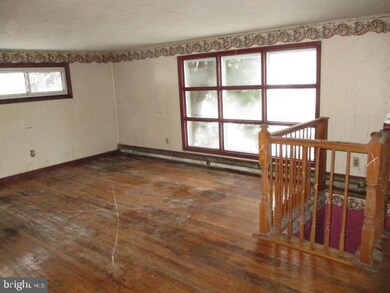 1423 New Bloomfield Rd, New Bloomfield, PA 17068 - photo 3