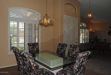 FORMAL DINING ROOM & FRONT ENTRY