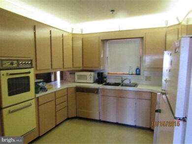 663 Chestnut Terrace, Vineland, NJ 08360 - photo 6