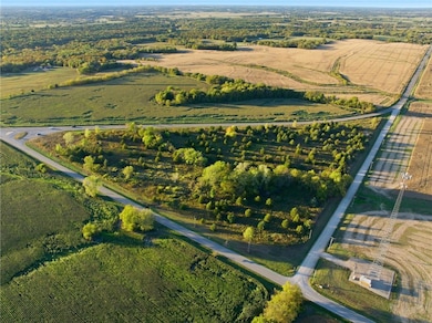 1091 SE 13 Hwy, Leeton, MO 64761 - photo 3